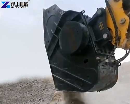 rock crusher bucket on working rock crusher bucket on working