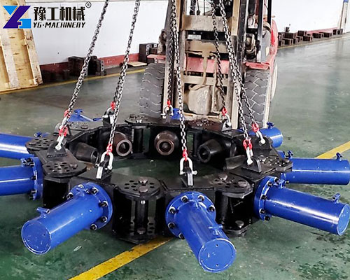 YG's concrete pile crusher YG's concrete pile crusher