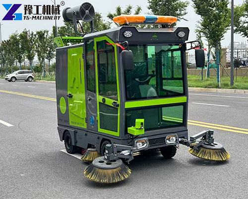 YG's small road sweeper for sale