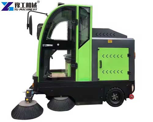 electric road sweeper