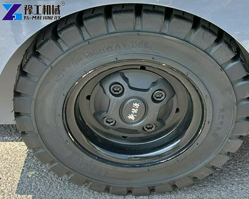 tyre of small road cleaning machine