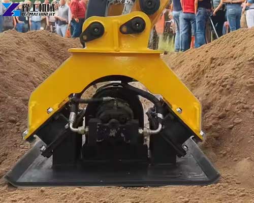 excavator attachment plate is working excavator attachment plate is working