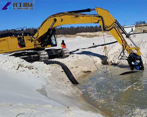 excavator dredge pump working scene excavator dredge pump working scene