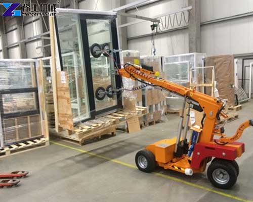 glass lifting machine is working glass lifting machine is working