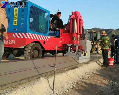 curb slipform machine from YG