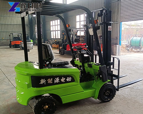 4-wheel forklift