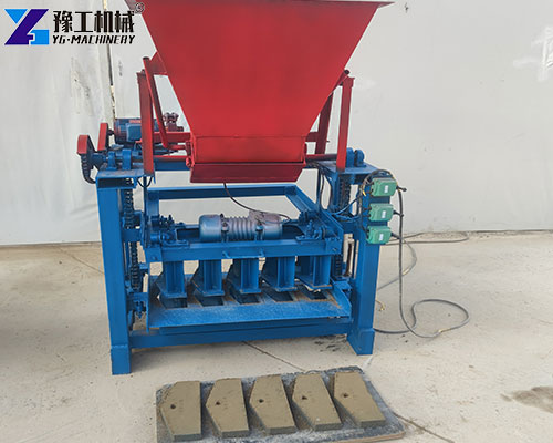 concrete block molding machine
