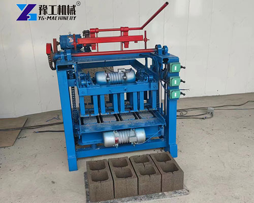 hollow block forming machine