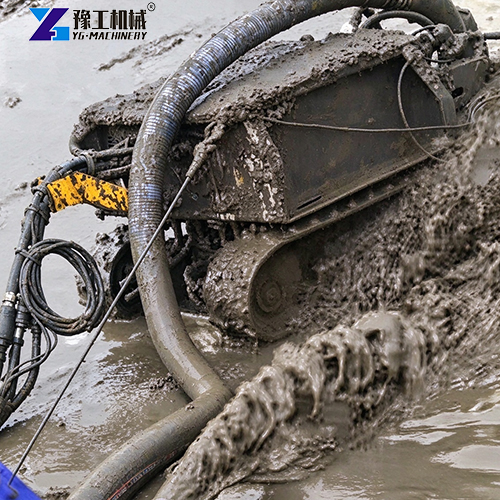 sludge cleaning machine working in sludge pond